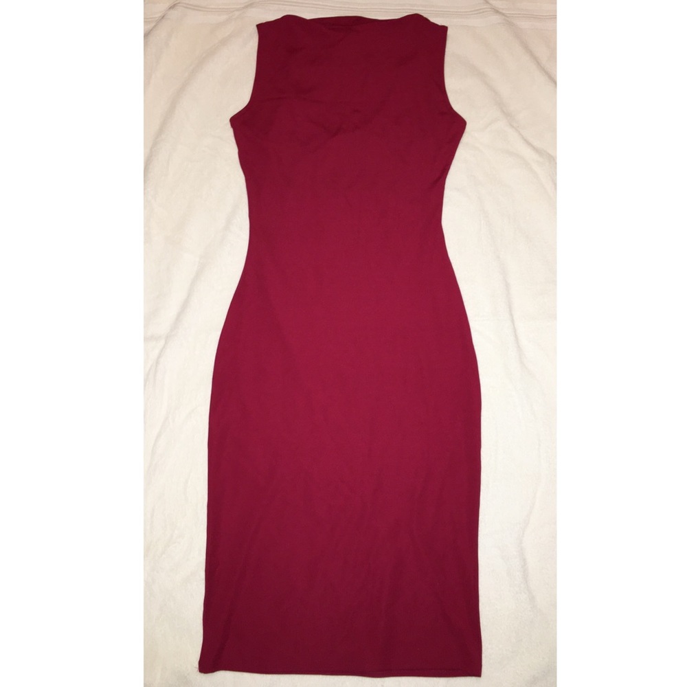 Red Dress - Picture 2 of 2